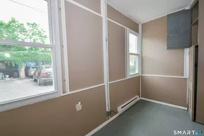 122 Hungerford Street, Hartford, CT 06106 - Photo 17