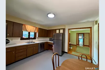 9 Miss Vans Court, Waterford, CT 06385 - Photo 25