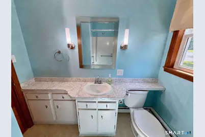 9 Miss Vans Court, Waterford, CT 06385 - Photo 13