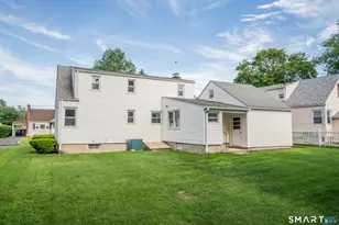 19 Newgate St, West Hartford, CT 06110 - Photo 35