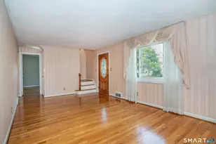 19 Newgate St, West Hartford, CT 06110 - Photo 3