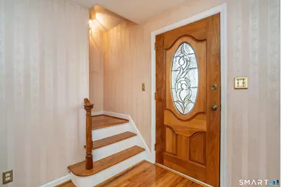 19 Newgate Street, West Hartford, CT 06110 - Photo 5