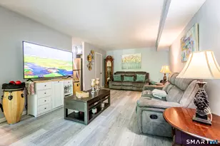 11 Cedar Ct, East Haven, CT 06512 - Photo 5
