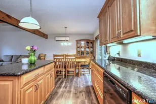 4 Windsor Pl, Naugatuck, CT 06770 - Photo 15