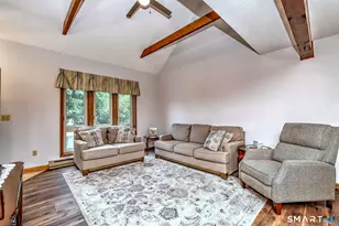 4 Windsor Pl, Naugatuck, CT 06770 - Photo 5