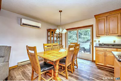 4 Windsor Place, Naugatuck, CT 06770 - Photo 9