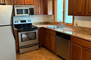 45-2 Broadway S, Westbrook, CT 06498 - Photo 3