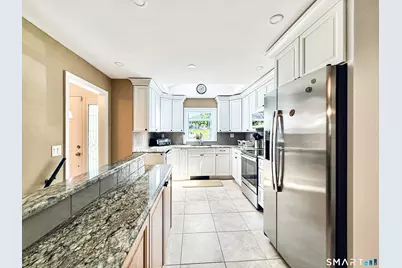 28 Pamlynn Road, Stamford, CT 06905 - Photo 3