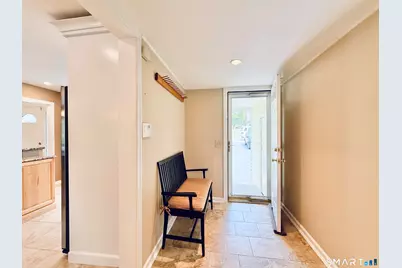 28 Pamlynn Road, Stamford, CT 06905 - Photo 5