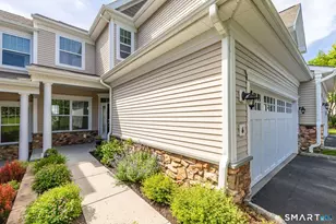 6 Lockwood Cir, Bethel, CT 06801 - Photo 3