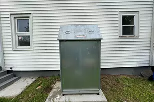 10 Center St, Windsor Locks, CT 06096 - Photo 13