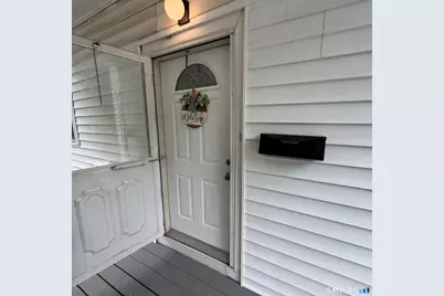 10 Center Street, Windsor Locks, CT 06096 - Photo 23