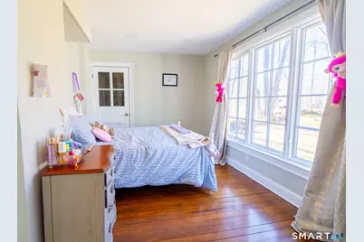471 Newtown Turnpike, Redding, CT 06896 - Photo 17