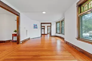 212 Maple St, New Haven, CT 06511 - Photo 3