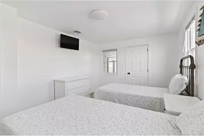 8 Belaire Manor, Old Saybrook, CT 06475 - Photo 33