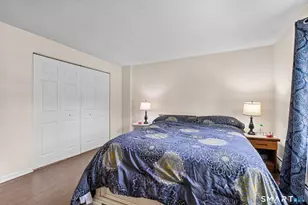 1081 Blue Hills Ave, Bloomfield, CT 06002 - Photo 17