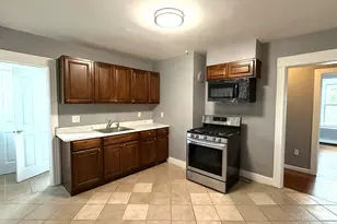 14 Cerretta St, Stamford, CT 06907 - Photo 3