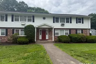 250 Robin Ct, Cheshire, CT 06410 - Photo 1