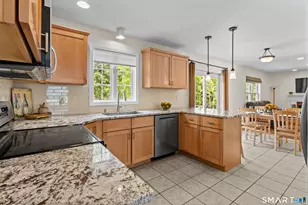58 Carlson Dr, Portland, CT 06480 - Photo 5