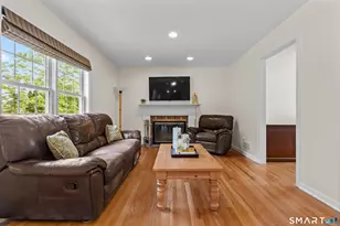 58 Carlson Dr, Portland, CT 06480 - Photo 9