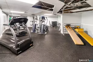 91 Strawberry Hill Ave, Stamford, CT 06902 - Photo 15
