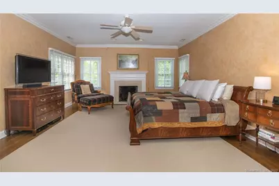 52 Twin Pond Lane, New Canaan, CT 06840 - Photo 15
