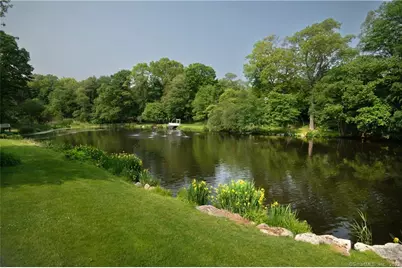 52 Twin Pond Lane, New Canaan, CT 06840 - Photo 3