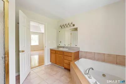 555 Waterville Road, Avon, CT 06001 - Photo 33