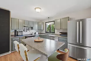 9 Renee Ln, Enfield, CT 06082 - Photo 9