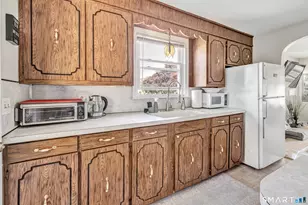 474 Greenfield Ave, Stratford, CT 06614 - Photo 17
