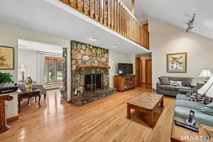 46 Stonegate Dr, Wethersfield, CT 06109 - Photo 9
