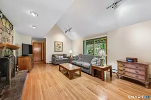 46 Stonegate Dr, Wethersfield, CT 06109 - Photo 11