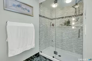 204 Braeside Dr, Hamden, CT 06514 - Photo 23