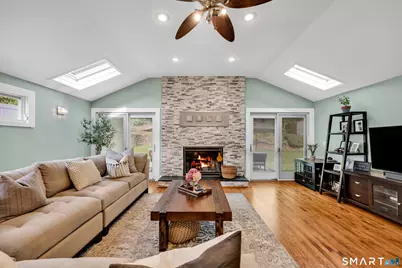 204 Braeside Drive, Hamden, CT 06514 - Photo 13