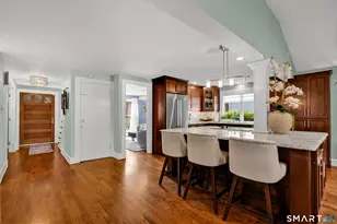 204 Braeside Dr, Hamden, CT 06514 - Photo 9