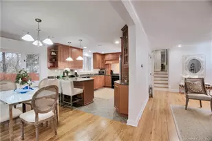 8 Lone Pine Ln, Westport, CT 06880 - Photo 11