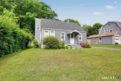 140 Emmett Avenue, Derby, CT 06418 - Photo 1