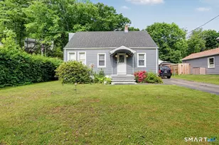 140 Emmett Ave, Derby, CT 06418 - Photo 25