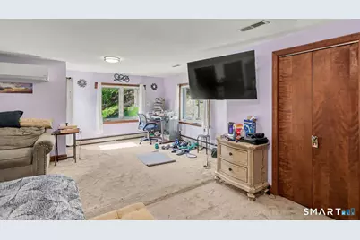 140 Emmett Avenue, Derby, CT 06418 - Photo 13
