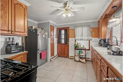 140 Emmett Avenue, Derby, CT 06418 - Photo 7