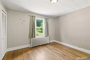 229 Montoe Rd, Waterbury, CT 06704 - Photo 9
