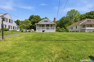 229 Montoe Rd, Waterbury, CT 06704 - Photo 1