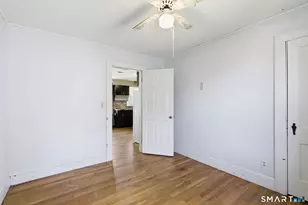 229 Montoe Rd, Waterbury, CT 06704 - Photo 17