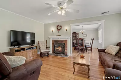 14 Peters Road, Trumbull, CT 06611 - Photo 3