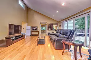 36 Old Barnabas Rd, Woodbridge, CT 06525 - Photo 9