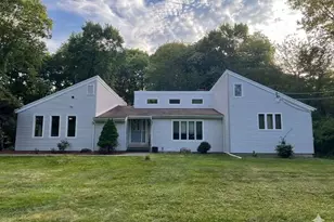 36 Old Barnabas Rd, Woodbridge, CT 06525 - Photo 1
