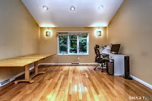 36 Old Barnabas Rd, Woodbridge, CT 06525 - Photo 17