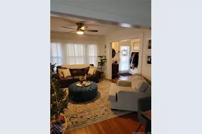 35 Circular Avenue, Bridgeport, CT 06605 - Photo 9