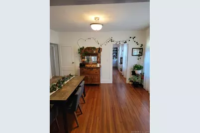 35 Circular Avenue, Bridgeport, CT 06605 - Photo 11
