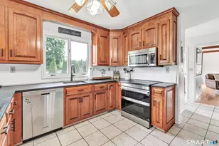 155 Saw Mill City Rd, Shelton, CT 06484 - Photo 9